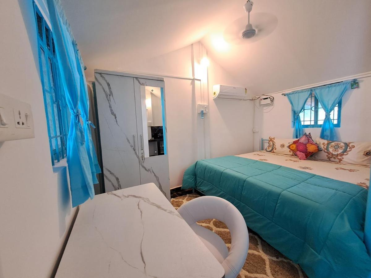 Hostel Road House