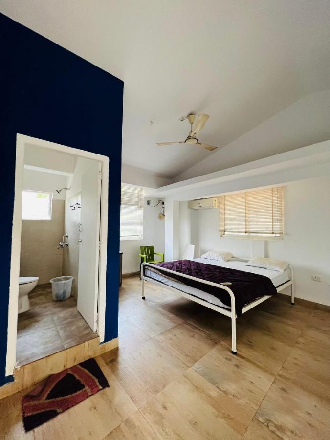 Hostel Road House