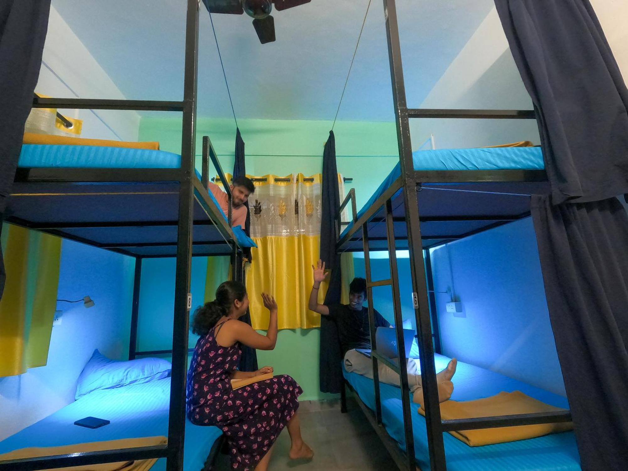 Road House Hostel